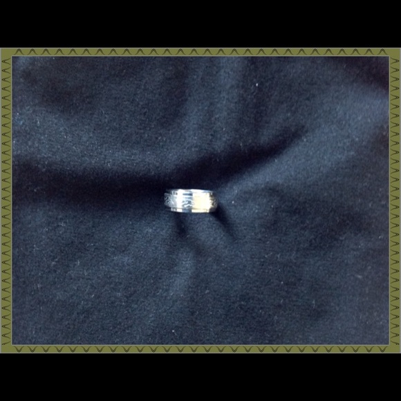 Stainless ring - Picture 2 of 2